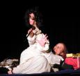 Ein Theater mit Hand und Fuss