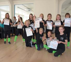 Das Diplom ist geschafft, die Schöftlerinnen dürfen stolz sein