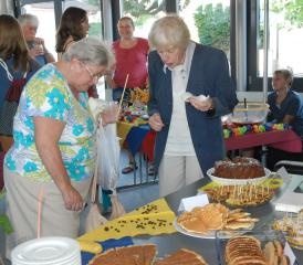 Rüeblitorte trifft Cocos-Dessert – kulinarischer Brückenschlag zwischen Ecuador und der Schweiz
