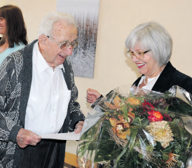 Therese Gautschi, Leiterin des Pflegdienstestes, Robert Hofmann (mars.)