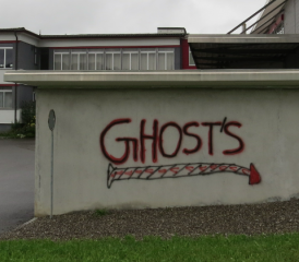 Oberkulm: Mauern versprayt (Bild: kapo)