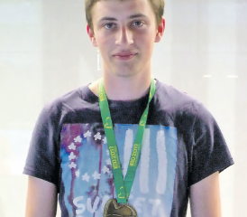 Der Menziker Patrick Stalder: Kehrte mit einer Bronzemedaille von der Mathematik- Olympiade in Rio de Janeiro zurück. (Bild: zVg.)