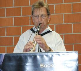 Der Alleinunterhalter Franz Fässler sorgte auf dem Wiliberg für beste Stimmung