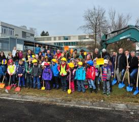 Spatenstich für das Schulhaus Hertimatt 3 in Seon