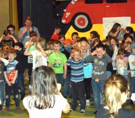 Singen, Tanzen, Spielen, fröhlich sein – das waren die Kinderwochen in Uerkheim, Schöftland und Rued