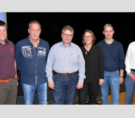 Sie organisieren die W14, von links: Standbauer Manfred Werner, Bruno Kyburz, Hansjörg Elsasser, Barbara Seydoux, André Dennler und Stefan Baumann. (Bild: P.Te.)