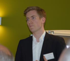 Andreas Bräm machte die Zuhörer auf Stolpersteine beim Hausveerkauf aufmerksam