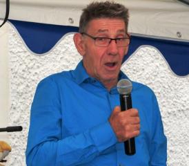 Matthias Vogt, genannt Disli, bei seiner Gesangseinlage.