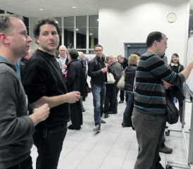 Reges Interesse am neuen Mehrzweckgebäude im Moortal (Bild: moha)