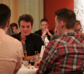 Jungbürger in Reinach (Bild: rc.)