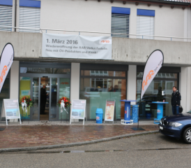 Wie hier in Gränichen, soll auch in Menziken eine Kombination Schalter/Laden entstehen. (Bild: rc.)