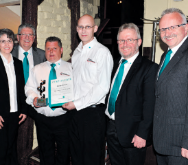 Carmela und Kurt Husistein, Jonathan Feeney, Matthias Furrer und Thomas Haller (v.l., Bild: zVg.)