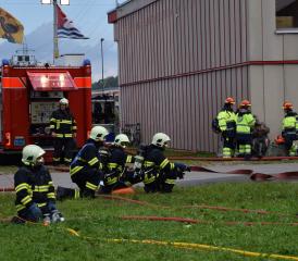 Die Feuerwehr Muhen-Entfelden im Grosseinsatz an der Hauptübung