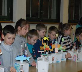 88 Kinder schufen 88 Kunstwerke, unter Anleitung von Paul Gugelmann