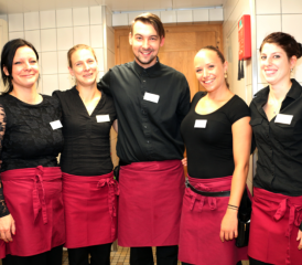 Service-Personal im Schneggen bei der Jazz-Matinée (Bild: Remo Conoci)