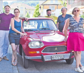 Ein Projekt nimmt Fahrt auf: Pascal Nater (Recherche, Stückfassung und Audio-Produktion), Andrea Zilinski (Produktionsleitung), Andreas Bächli (Szenografie), Clo Bisaz (Produktionsleitung) und Gunhild Hamer (Konzept und Regie) freuen sich auf die Premiere. (Bilder: hg.)