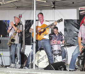 The Rockets sorgten für ein gut besuchtes Soodhüslikonzert und rockige Stimmung im Stil der 40er und 50er Jahre. (Bilder: moha.)