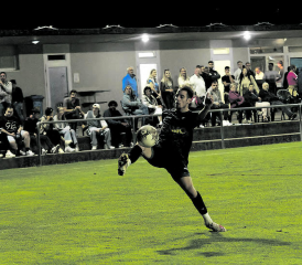 Michael Von Gunten sorgte für vier der acht Gontenschwiler Treffer (Archivbild: Roland Jaus)