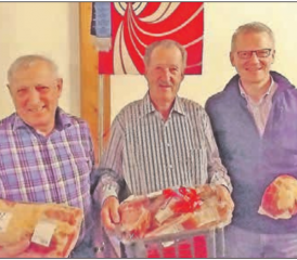 Hans Maurer (l.) ist der Gewinner vom Endschiessen 2019. Im 2. Rang Josef Hartmann (Mitte) und auf Platz 3 Mikko Pesu. (Bild: zVg.)