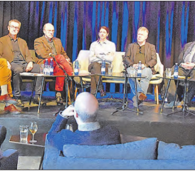 Naturwein als Nischenprodukt: Markus Schamberger, Stefan Keller, Hans Bättig, Rudolf Trefzer, Lidwina Weh, Thomas Vaterlaus, Markus Huber und Fred Loimer im Gespräch. (Bild: zVg.)