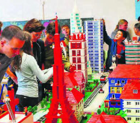 Lego-Stadt im Ruedertal: Es war ein durchaus gelungenes Wochenende und die strahlenden Kinderaugen der Lohn für all die Vorbereitung. (Bild: zVg.)