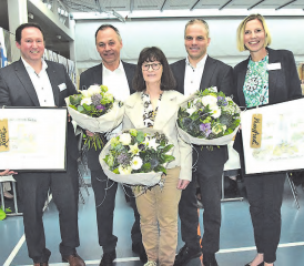 Jubiläen und Austritte: Kevin Rohner (li.) und Suzanne Marclay-Merz (re.) würdigten (v.l.) Manfred Mauch, Käthy Herzig und Pierre-Yves Geiser. (Bilder: Frieda Steffen)