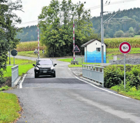 Wynabrücke zwischen Oberkulm und Gontenschwil: Nach Abschluss der Sanierung seit Dienstagmorgen wieder für den Verkehr geöffnet. (Bilder: mars.)