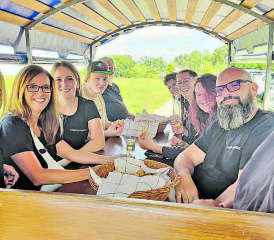 Moräneschränzer Zetzbu: Höhepunkte unter dem Jahr waren der gesellige Guggenausflug, von wo dieses Foto stammt und das tolle Probeweekend. (Bild: zVg.)