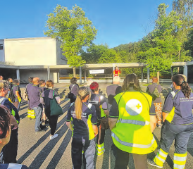 Kursleiter Marc Hofer begrüsst die Vereine zur Regio-Übung. (Bild: zVg.)