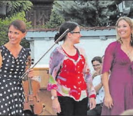 An der Rickenbacher Sommer-Serenade: Judith Müller, Sabine Bachmann-Frey und Andrea Hofstetter (Bild: zVg.)