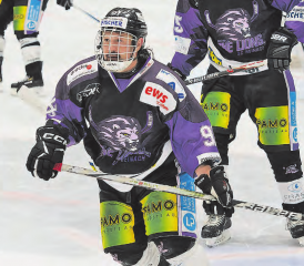 SCR-Center Christian Di Vicenzo steuerte 4 Treffer zum klaren Reinacher Sieg bei. (Archivbild: Roland Jaus)