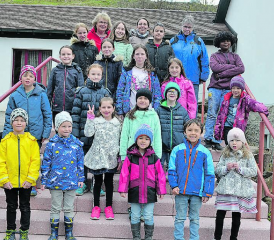 Eine fröhliche Gruppe: Der Dank gilt Therese Götschmann, Heidi Hofmann, Rahel Seibert, Rebekka Müller und Leana Eichenberger, die mit viel Liebe und Herzblut diese Kinderwoche möglich gemacht haben. (Bilder: zVg.)