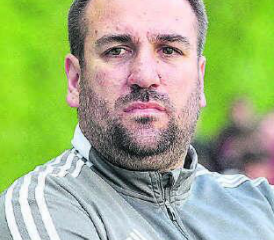 Auch im Dritten Spiel ungeschlagen: Der neue SCS-Trainer Oscar Muino, erreichte mit seinem Team einen Sieg und zwei Remis. (Bild: Otto Lüscher)