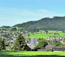 200’000 Franken zur Abklärung eines Zusammenschlusses von Burg und Menziken: Den beiden Gemeindeversammlungen werden im November entsprechende Projektkredite beantragt, die Arbeiten würden in acht Arbeitsgruppen erfolgen. (Bild: mars.)