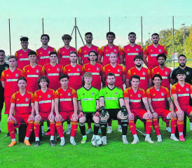 Die 1. Mannschaft des SC Schöftland. Cheftrainer Leonel Romero will junge Spieler weiterbringen und der Club möchte diesen in der 2.-Liga-inter ein Sprungbrett bieten. (Bild: Brigitte Hauri)