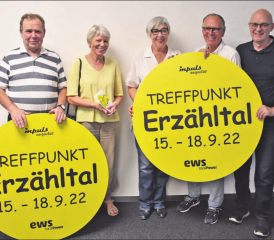 Das Erzähltal-Kernteam lädt zum Entdecken von besonderen Geschichten, Menschen und Orten ein: (v.l.n.r.) Meinrad Dörig, Ursula Hilfiker, Denise Geiser, Hans Ruedi Eichenberger und André Gautschi sind voller Vorfreude auf das Erzähltal-Wochenende. (Bild: hg.)