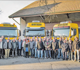 Von Spanien bis Bulgarien: 78 Jubilare aus ganz Europa wurden in Dürrenäsch geehrt. (Bilder: zVg.)