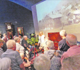 Reise in die Vergangenheit: Nach dem Mittagessen ging es ins Musikautomatenmuseum Seewen. Mehr Bilder unter kirche-gz.ch. (Bild: zVg.)