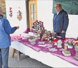 Rösli Merz begrüsste die Marktbesuchenden wie immer mit einem freudestrahlenden Lächeln. (Bilder: dr.)