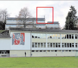 Die Antenne kommt. Für den Standort auf dem Schulhaus Hübeli legten 273 Uerkner ein «Ja» in die Urne, 173 sagten «Nein», 573 gaben keine gültige Stimme ab. (Bild: rc.)