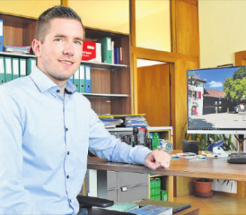 Schöftlands neuer Gemeindeschreiber Dario Steinmann wird sein Büro im Schloss per 1. September 2022 antreten. (Bild: ran.)