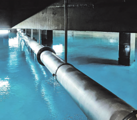 Ein spannender Blick in die Welten des Wassers in einem Reservoir. Hier das Becken beim Rigiblickreservoir. (Bild: Dominique Rubin)