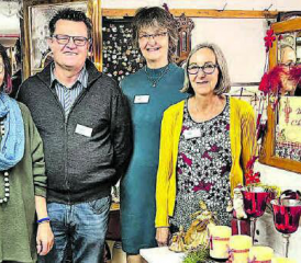 Brocki-Elfen, immer im Einsatz für eine gute Sache: (v.l.) Heidi Gautschi, Marco Ghelfi, Doris Rossi und Moni Rey. (Bild: dr.)