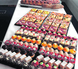 Genuss pur, hübsch angerichtet: Frisch zubereitete Köstlichkeiten von Ihrem regionalen Beck. (Bild: zVg.)