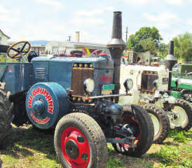 Ein lebendiges und bewegtes Oldtimer-Treffen: Die Maschinen und Fahrzeuge werden in Betrieb gezeigt. (Bild: zVg.)