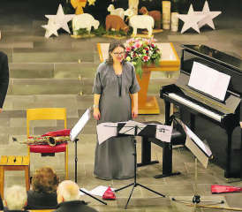 «La Jalousie» in der reformierten Kirche Reinach: Sven Bachmann, Sabine Bachmann-Frey und Martina Brodbeck bilden seit 14 Jahren ein eingespieltes Trio. (Bilder: hh./rc.)