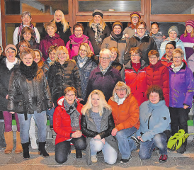 Erstaunlich grosse Anzahl: Die Bottenwiler engagieren sich in der Adventsfenstergruppe. (Bild: aw.)