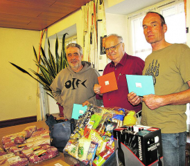 Die Gewinner: (v.l.n.r) Der zweitplatzierte Adrian Härri, der Gewinner Marcel Ringger und der drittplatzierte Bruno Wächter. (Bild: hh.)