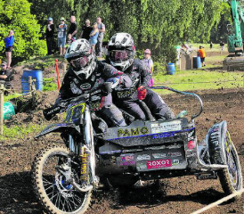 Das Team Bolliger/Leutwyler befindet sich im Moment auf Platz 2 der Schweizermeisterschaft. Am Wochenende heisst es auch für sie: Vollgas! (Bild: zVg.)