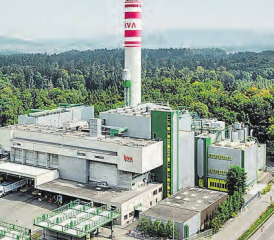 Kooperationsprojekt der Kehrichtverwertungsanlagen: KVA Buchs (li.) und Turgi planen die Zusammenarbeit mit zwei Standorten weiter. (Bilder: zVg.)